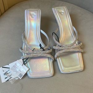 NWT ZARA SANDALS